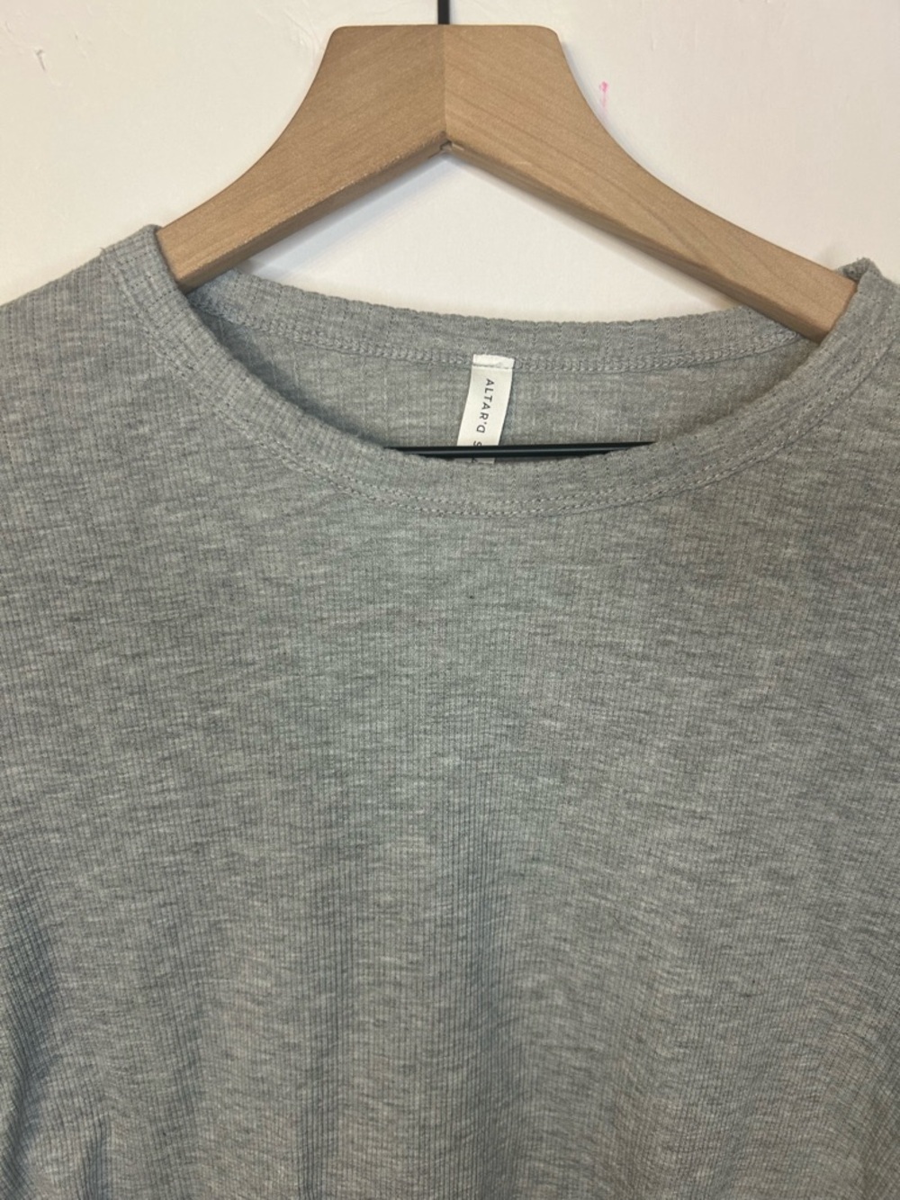 Altar’d State Women’s Heather Grey Ruffle Ribbed Long Sleeve Top, Size Medium - Picture 2 of 7